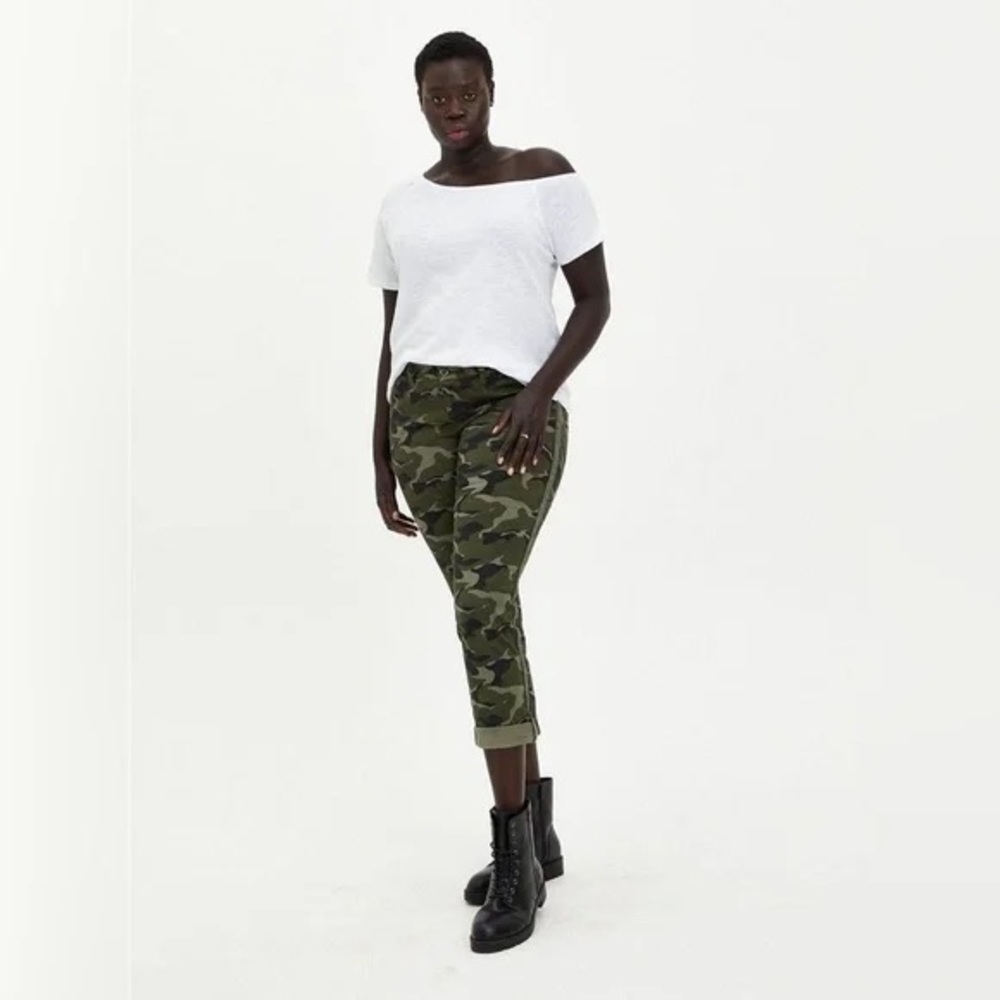 Torrid | Crop Aviator Pant - Twill Camo Plus Size Various